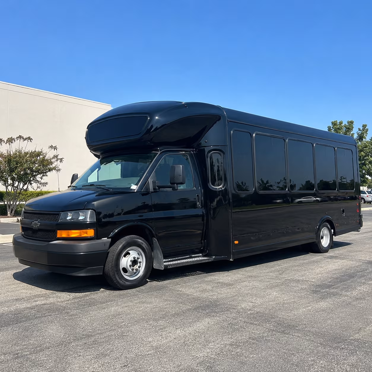 Costa Mesa Winery Tour & Pub Crawl Transportation