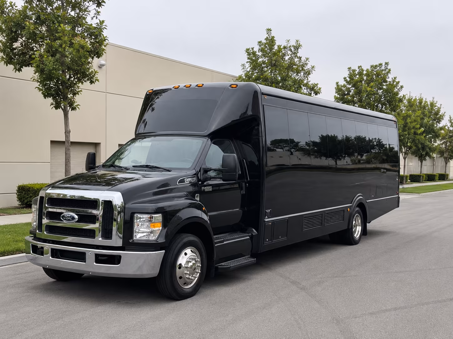 Santa Ana Birthday, Sweet 16, & Quinceañera Party Bus Rentals