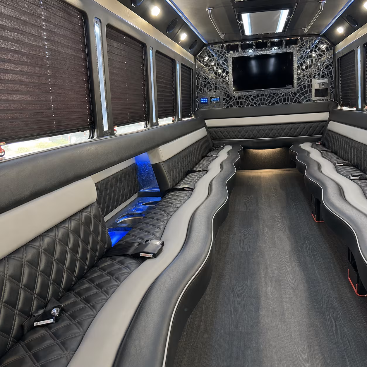 Tustin Winery Tour & Pub Crawl Transportation